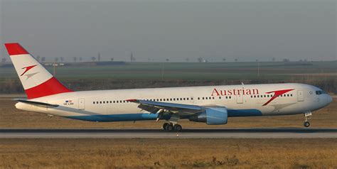 as 763 flight status.